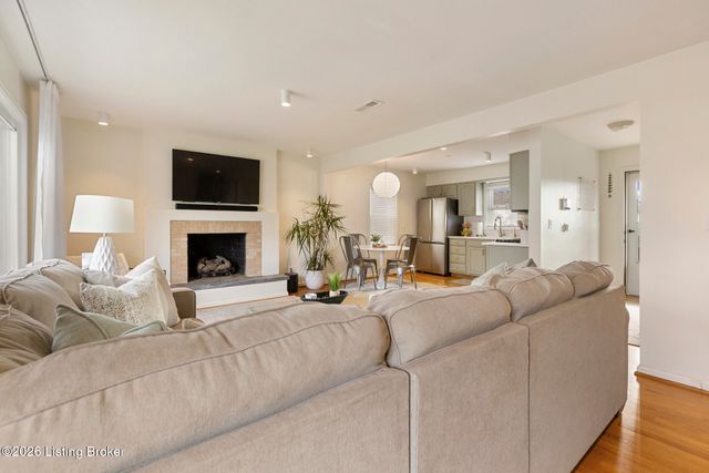 1220 Witawanga Ave, Louisville, KY 40222