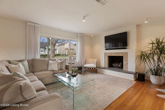 1220 Witawanga Ave, Louisville, KY 40222