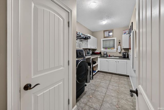 30460 Copperfield Cove, Granger, IN 46530