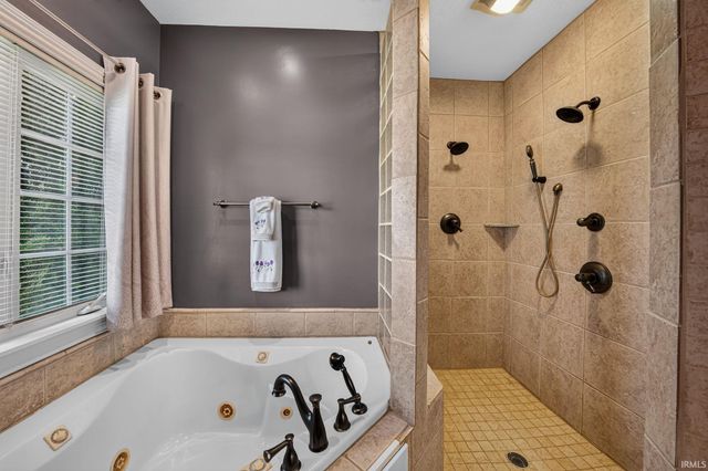30460 Copperfield Cove, Granger, IN 46530