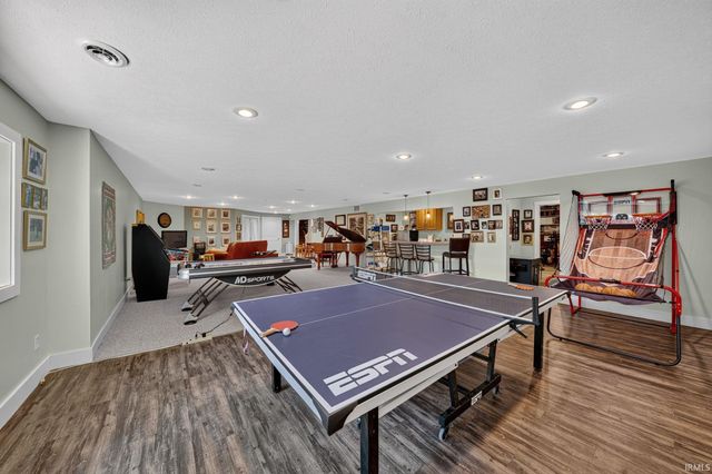 30460 Copperfield Cove, Granger, IN 46530