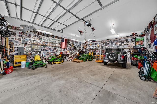 30460 Copperfield Cove, Granger, IN 46530