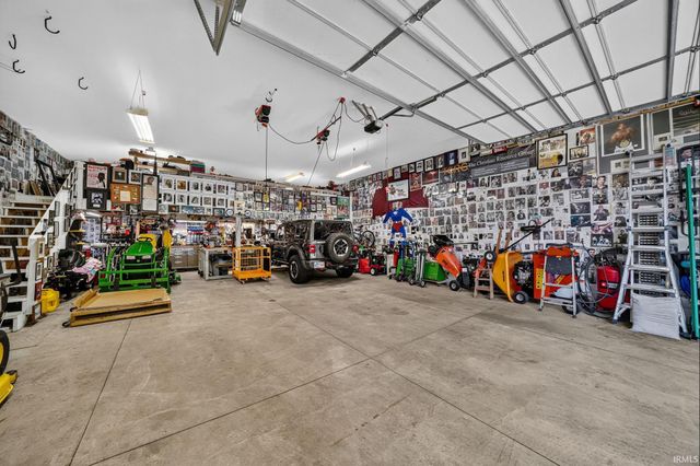30460 Copperfield Cove, Granger, IN 46530