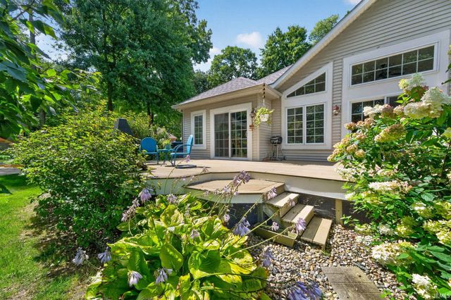 30460 Copperfield Cove, Granger, IN 46530