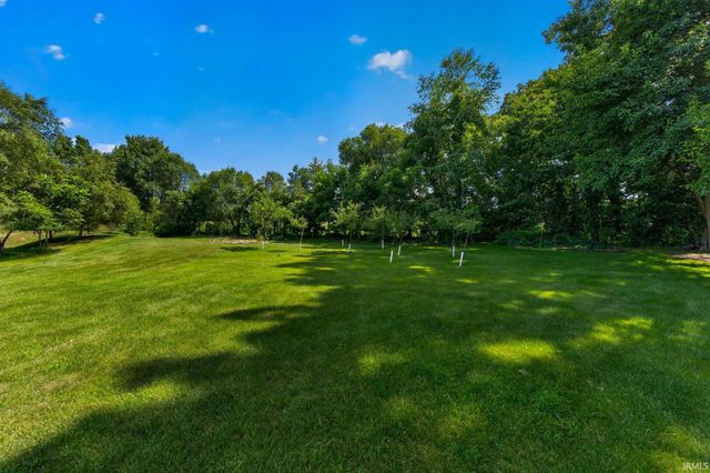 30460 Copperfield Cove, Granger, IN 46530