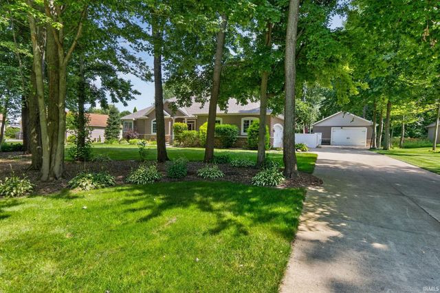 30460 Copperfield Cove, Granger, IN 46530