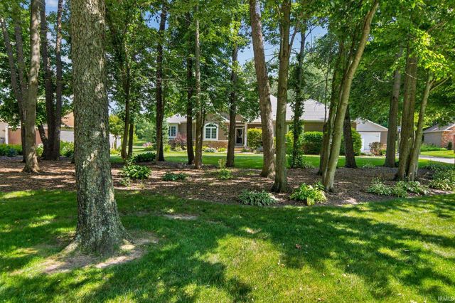 30460 Copperfield Cove, Granger, IN 46530