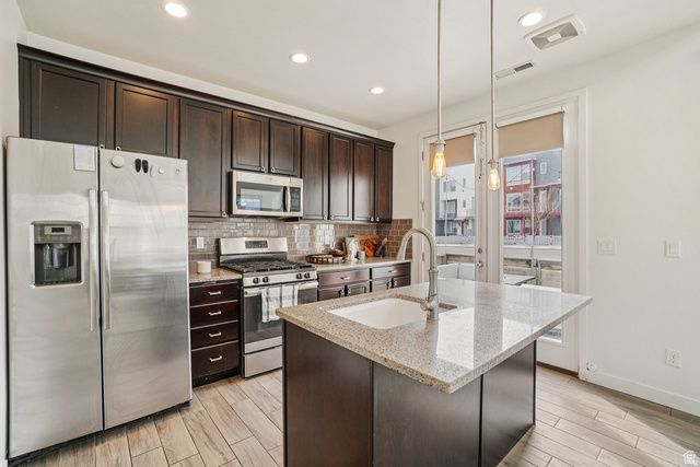 5387 W BOWSTRING WAY, South Jordan, UT 84009