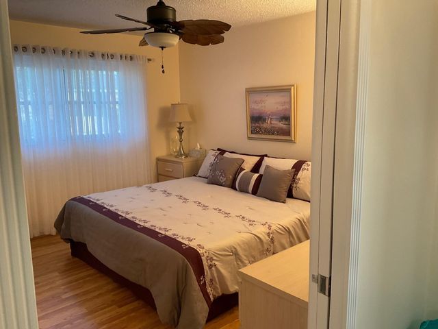 2607 DUDLEY DR W E, West Palm Beach, FL 33415