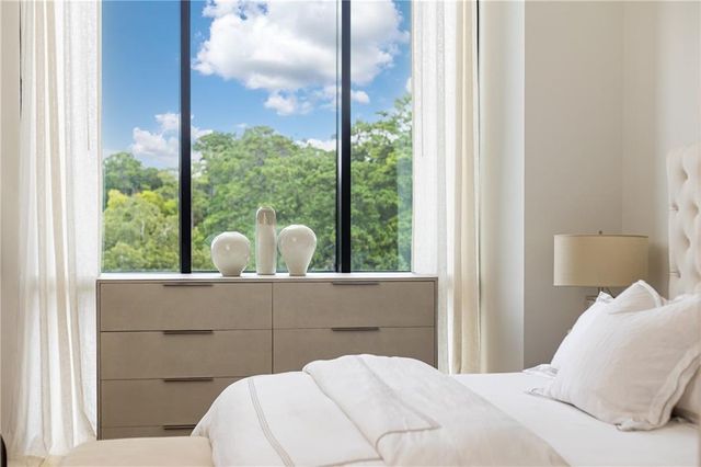 2425 Peachtree NE Road 404, Atlanta, GA 30305