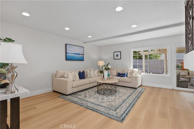 31 Columbus, Irvine, CA 92620