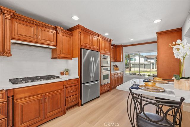 31 Columbus, Irvine, CA 92620