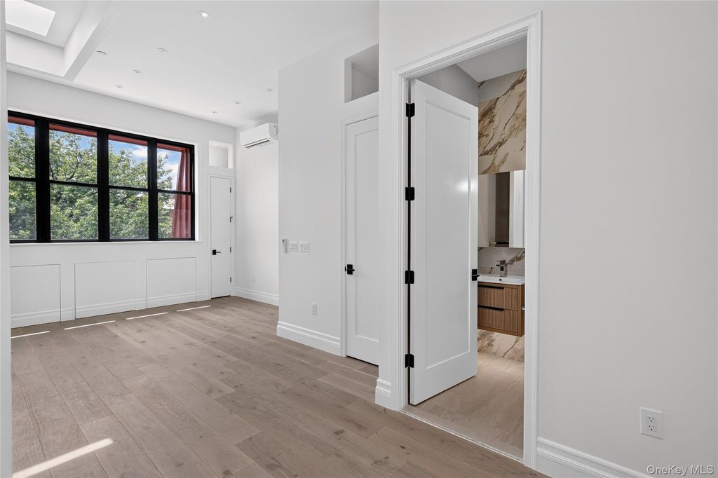 427 E 140th Street 8, Bronx, NY 10451 — photo 4