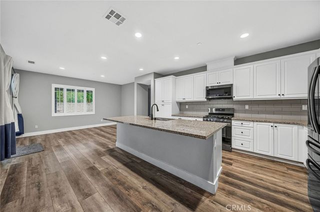 24537 Stargazer Way, Menifee, CA 92584