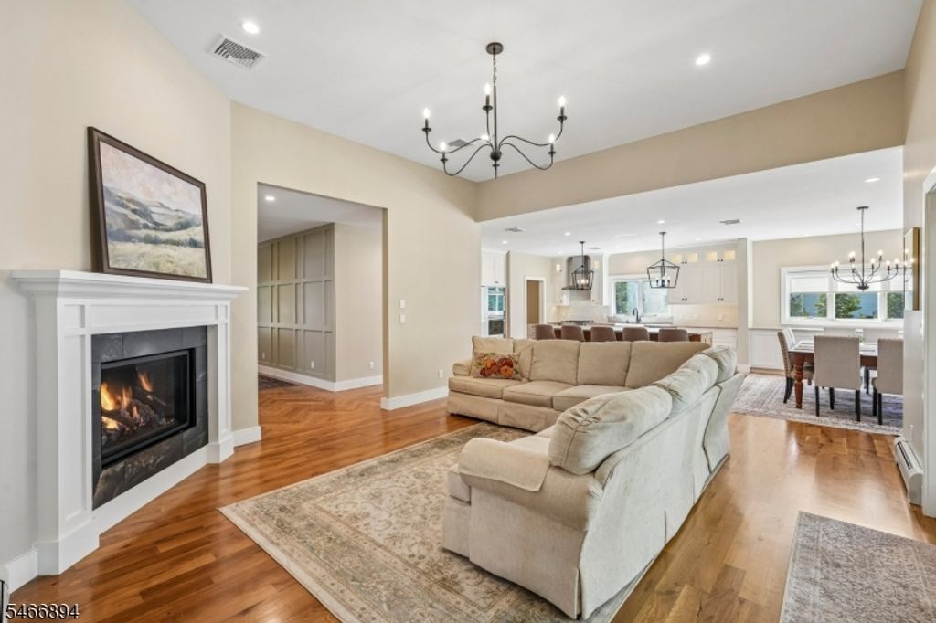 44 Peterson Pl, Mahwah Twp., NJ 07430 — photo 5