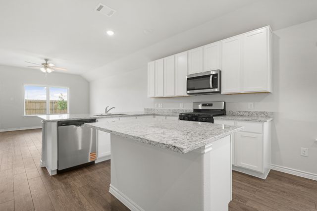 9225 Union Pacific Drive, Fort Worth, TX 76036