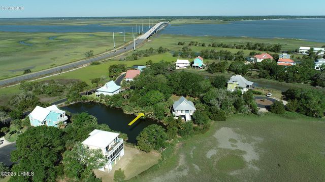 6 W Marsh Drive, Harbor Island, SC 29920