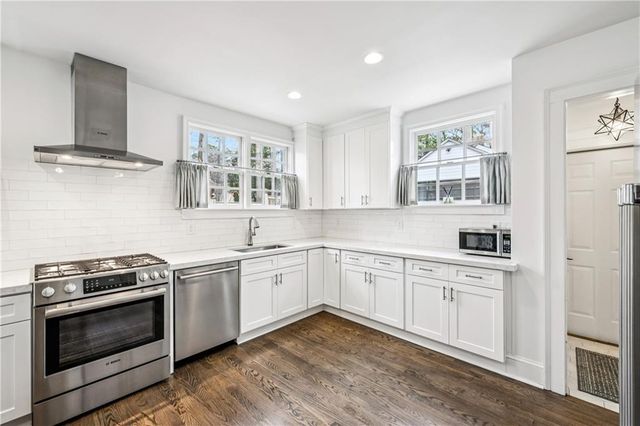 3905 Peachtree Dunwoody NE Road, Atlanta, GA 30342