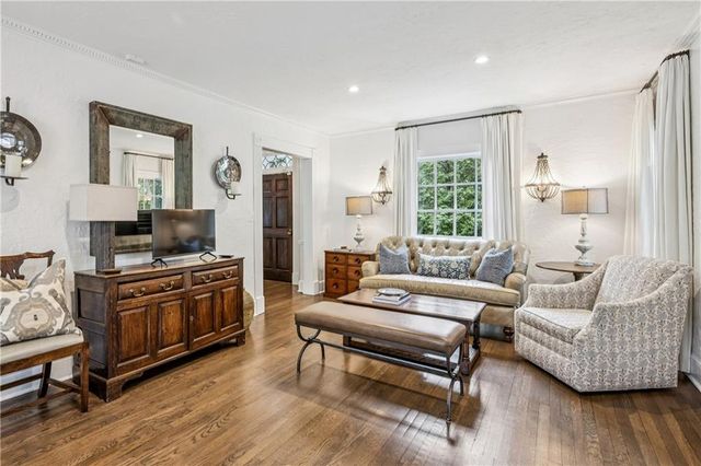 3905 Peachtree Dunwoody NE Road, Atlanta, GA 30342