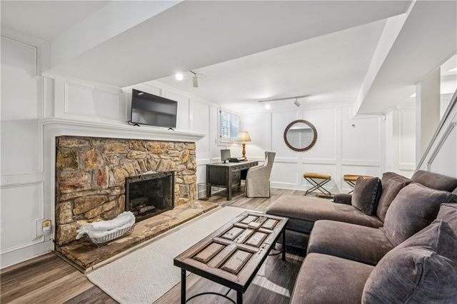 3905 Peachtree Dunwoody NE Road, Atlanta, GA 30342