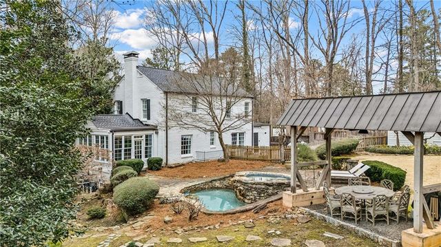 3905 Peachtree Dunwoody NE Road, Atlanta, GA 30342