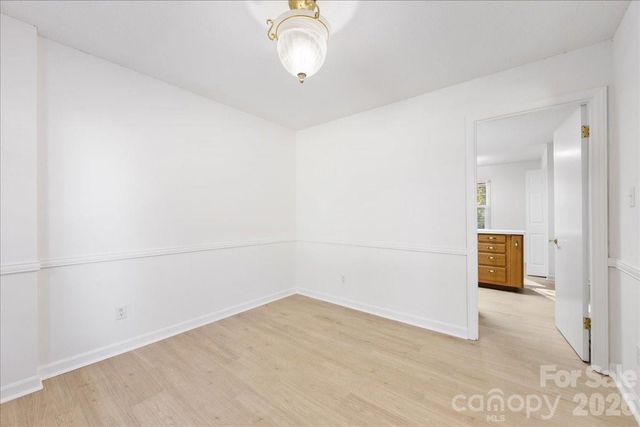1840 Stoneyridge Drive, Charlotte, NC 28214