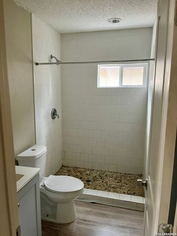 12233 RIDGE CROWN ST, San Antonio, TX 78247
