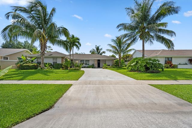 14244 Horseshoe Trace, Wellington, FL 33414