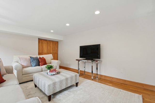 22 Westlund Rd, Belmont, MA 02478