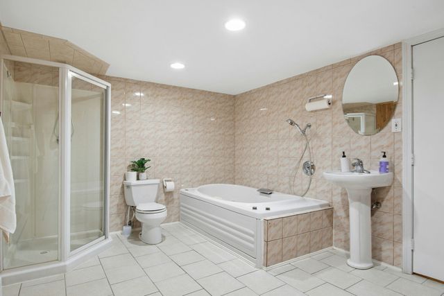 22 Westlund Rd, Belmont, MA 02478