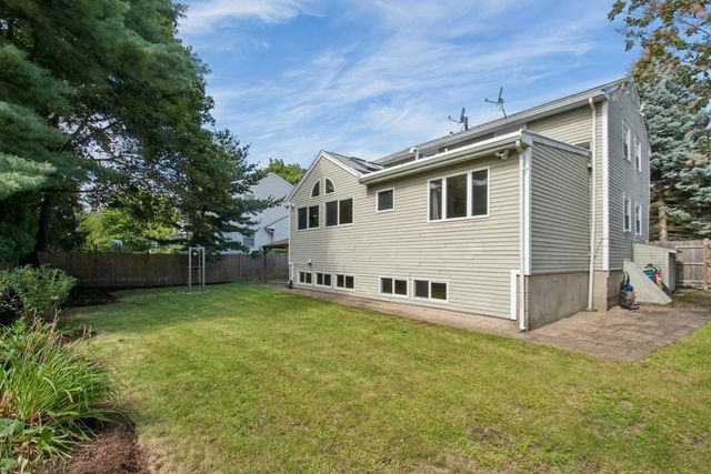 22 Westlund Rd, Belmont, MA 02478