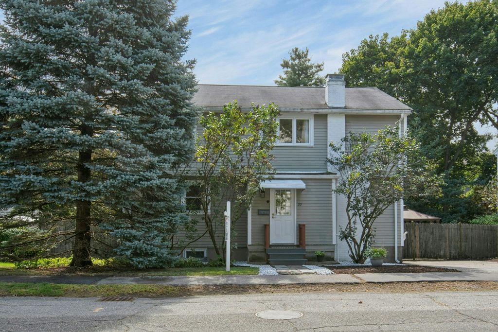 22 Westlund Rd, Belmont, MA 02478