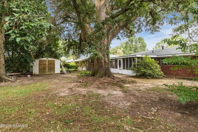 105 Ashwood Drive, Lafayette, LA 70503