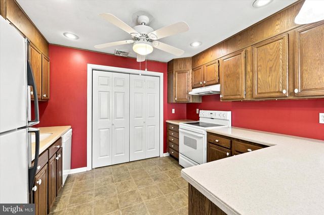 431 TRENTON RD, Fairless Hills, PA 19030