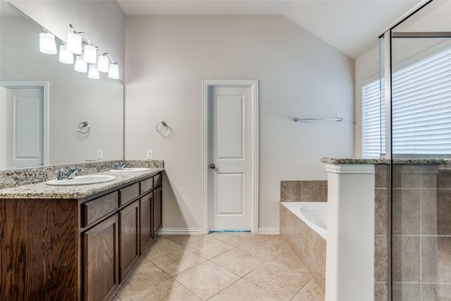 5824 Silverton Avenue, Mckinney, TX 75070