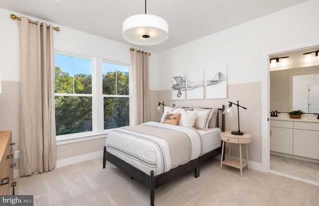 18280 BATTLEFIELD CROSSING LN, Leesburg, VA 20176