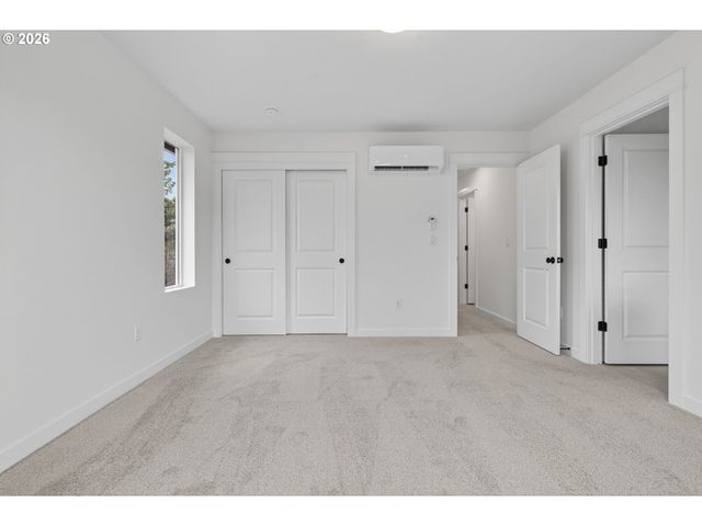 4071 Sw MCKINLEY St 36, Gresham, OR 97080