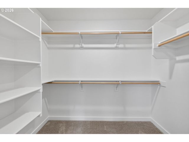 4071 Sw MCKINLEY St 36, Gresham, OR 97080