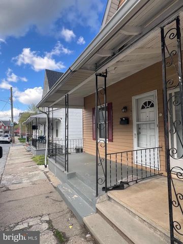 623 BELMONT ST, Coatesville, PA 19320