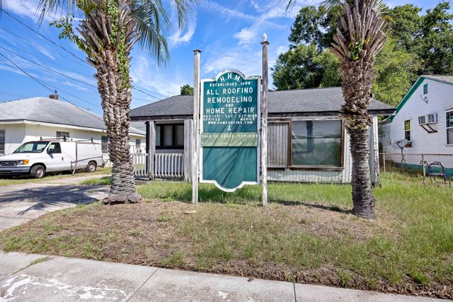 2034 Morningside Drive, North Charleston, SC 29405