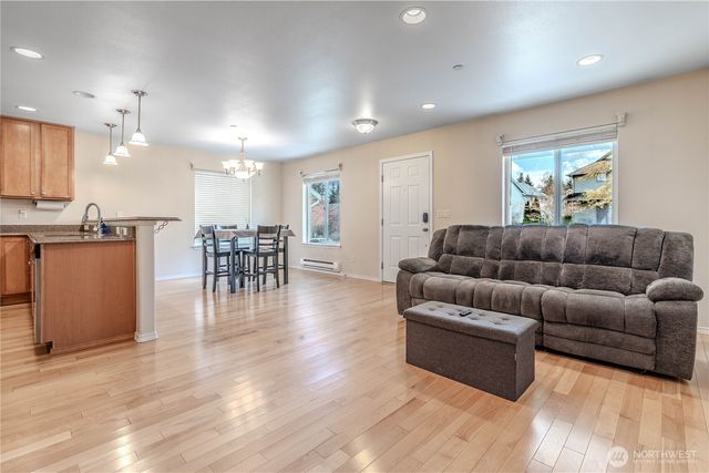 3070 Hoffman Hill Blvd, Dupont, WA 98327