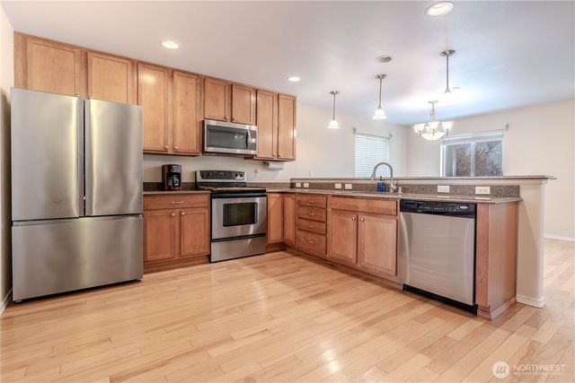 3070 Hoffman Hill Blvd, Dupont, WA 98327