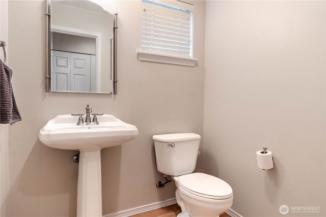 3070 Hoffman Hill Blvd, Dupont, WA 98327