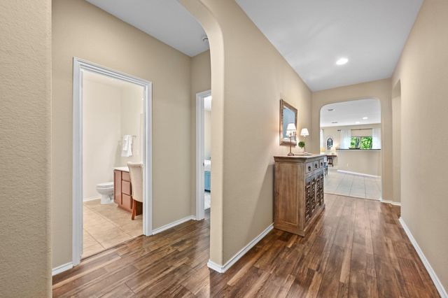 905 Apricot DR, Kyle, TX 78640