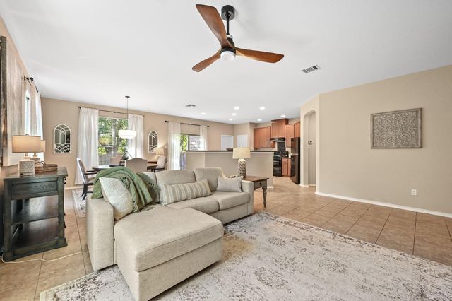 905 Apricot DR, Kyle, TX 78640