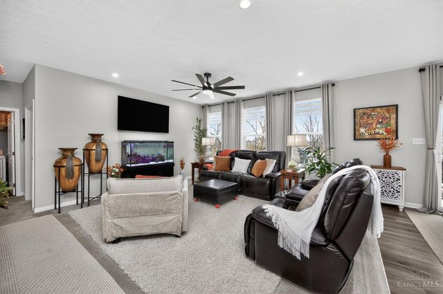 7114 Rivendell Circle, Miami Twp, OH 45459