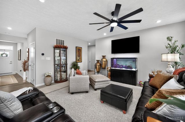 7114 Rivendell Circle, Miami Twp, OH 45459