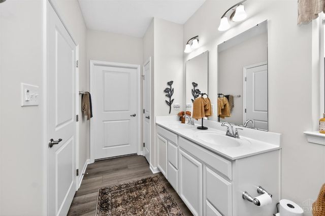 7114 Rivendell Circle, Miami Twp, OH 45459