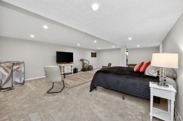 7114 Rivendell Circle, Miami Twp, OH 45459