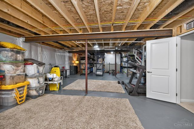 7114 Rivendell Circle, Miami Twp, OH 45459